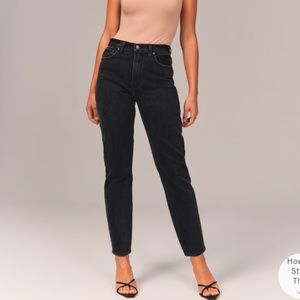 A&F High Rise 80s Mom Jeans (Curve Love, Short)